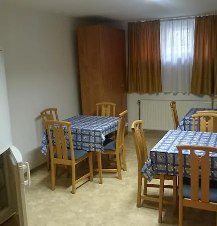 Pinewalk Apartman Gasthof *